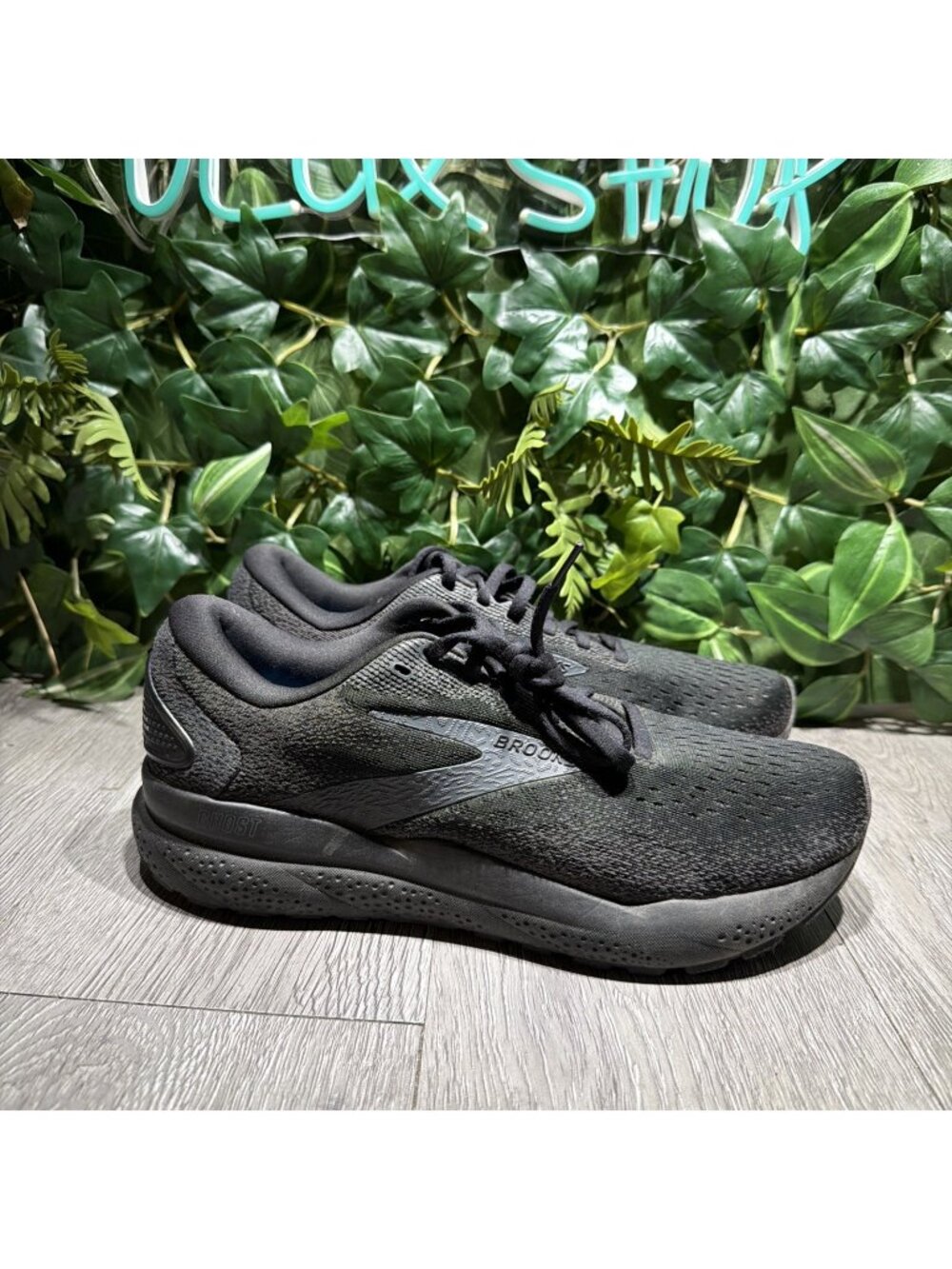 Brooks Shoes Women 10.5 Black Ghost 16 Running Sneakers Athletic 1204071B020